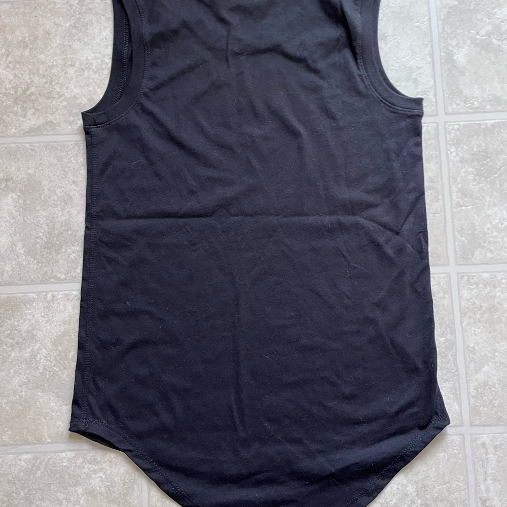 Friends Tank Top Size XS - Picture 4 of 6